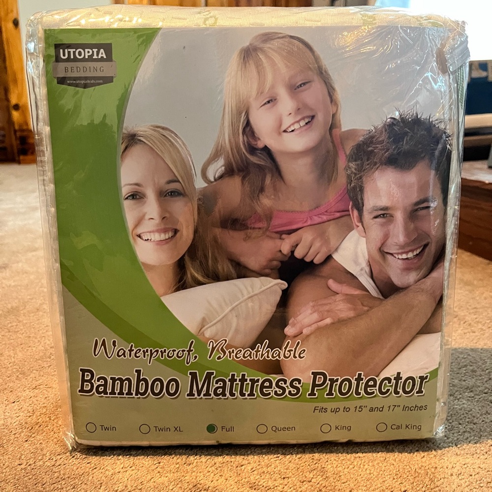 Utopia Bedding Bamboo Mattress Protector - Cream